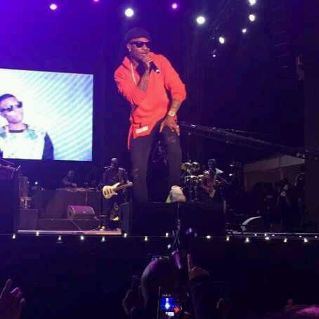 Wizkid Replied Back Fan For Calling Him Houseboy Over 13 Billion Pounds (See Tweets)