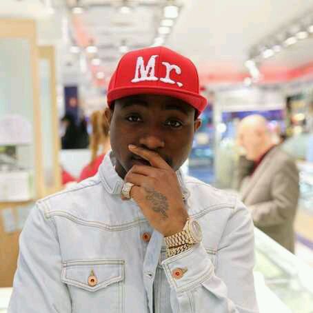 Davido Says His Two Wristwatches Can Buy 20 Cars… Word? (Photo)