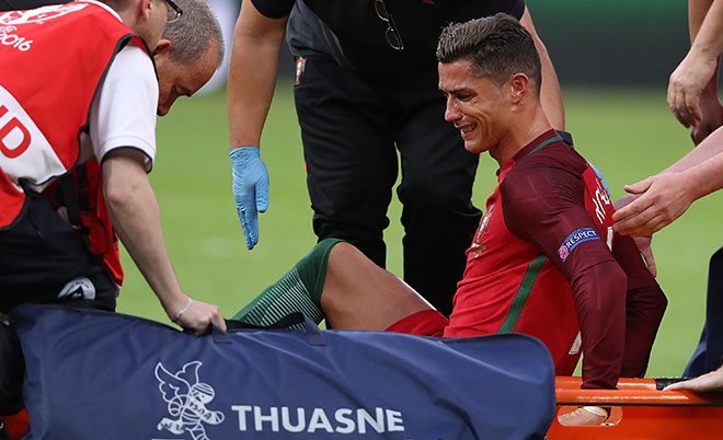 Cristiano Ronaldo suffers partly torn ACL, could be injured for four or five months