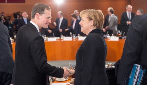 Merkel chastises Berlin mayor for ‘not taking responsibility’