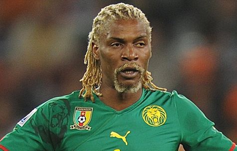 Heartbreaking Photos Of Ex Liverpool, And Cameroon Player Rigobert Song At The hospital