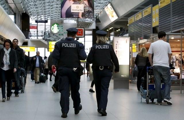 Isis bomb suspect planned to target Berlin airport