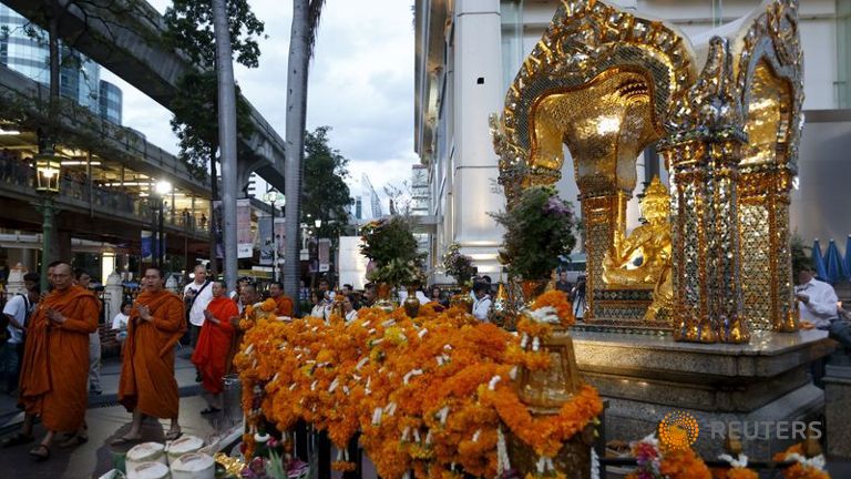 Thailand police warn of Bangkok bomb plot, step up security