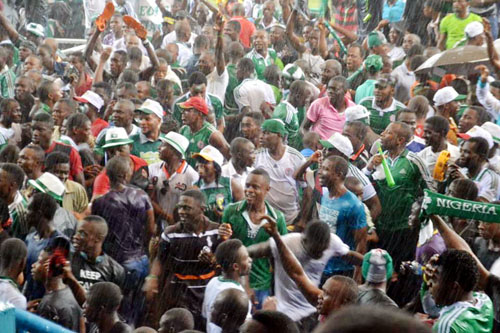 5,000 supporters club members for Nigeria Algeria match