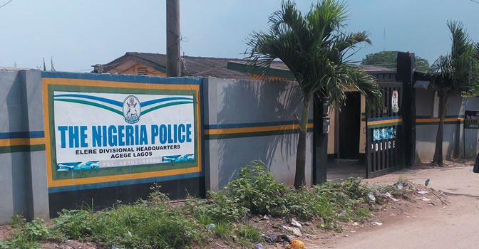 Lagos policeman lynched by irate youths