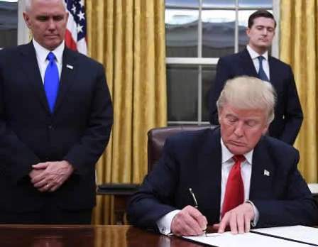 Trump signs order scraping Obama climate change policies