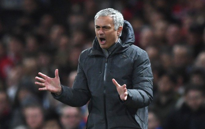 Huge blow for Man United as Paul Pogba is OUT of #Manchesterderby