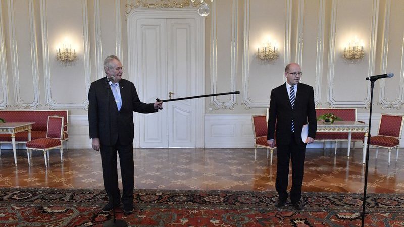 Drama as Czech president ‘accepts’ Prime Minister’ Bohuslav Sobotka unoffered resignation