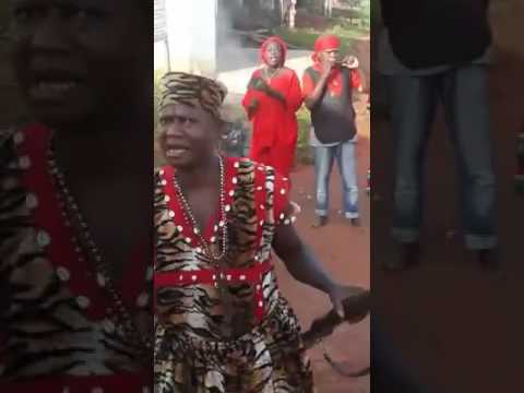 Frustrated ‘Yahoo Boys’ In Edo State Pay Native Doctors To ‘Kill’ Police Informants (Photo/Video)