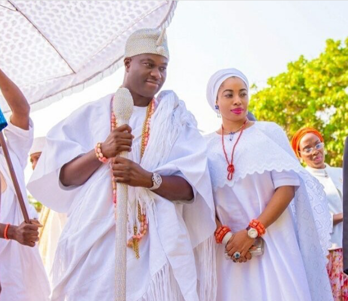 Olori Wuraola’s Friends Reveal Real Reason Her Marriage To Ooni Of Ife Crashed