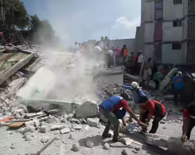 Mexico City shaken by strong quake, Over 200 dead