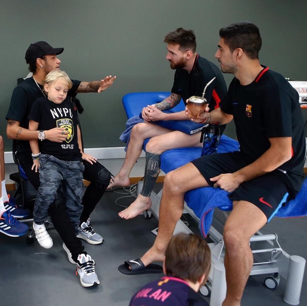 Neymar Reunites With Lionel Messi, Suarez And Former Barcelona Teammates