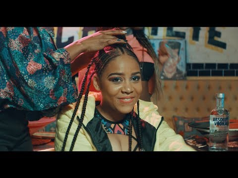 VIDEO: Sho Madjozi – Huku