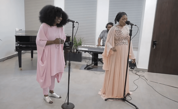 LYRICS | Tope Alabi ft. TY Bello & George – Logan Ti Ode