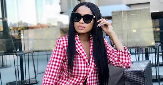 Lerato Kganyago gets strangled in a shopping mall