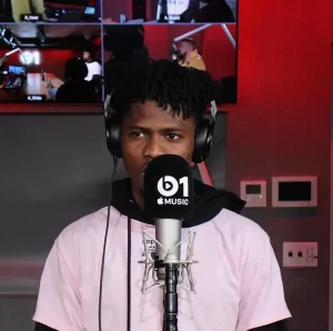 DOWNLOAD Kwesi Arthur – Ashawo Season ft. Ground Up Chale MP3