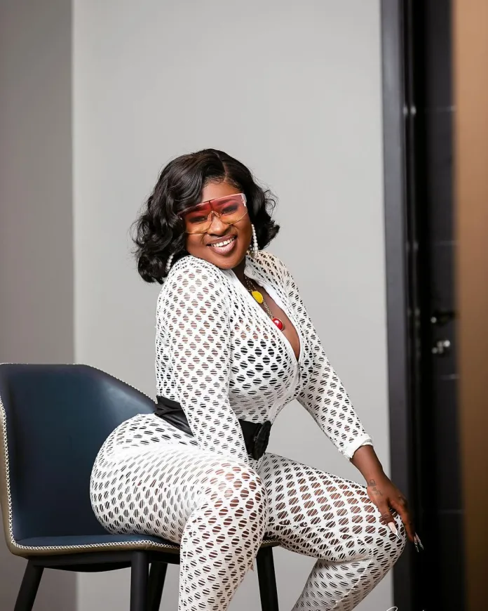 DOWNLOAD Sista Afia – Asuoden (Acoustic Version) mp3