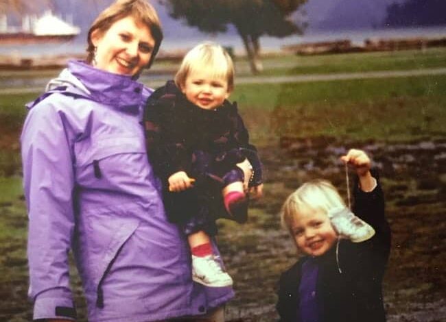 Rachel Drance – Age, Net Worth, Height, Career, Single, Lesbian