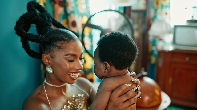 VIDEO: Asake – Organise | mp4 Download