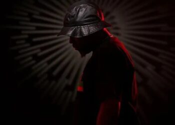 DOWNLOAD Kelvin Momo – Sunsets in Sandton ft Kabza De Small & Xolani Guitars mp3