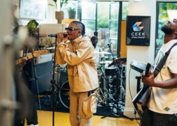 DOWNLOAD Oxlade – DKT (Ceek Virtual Concert) mp3