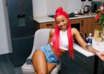 Uncle Waffles reacts after BET Award loss