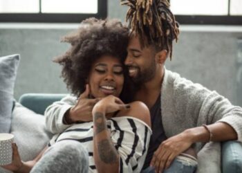 Cuddling, not love-making, makes a relationship stronger – Study