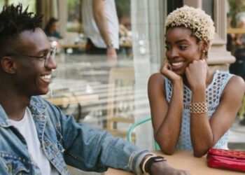 10 signs your date is going to ghost you