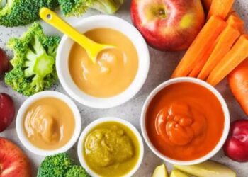 7 solid foods to introduce to 6 months old babies