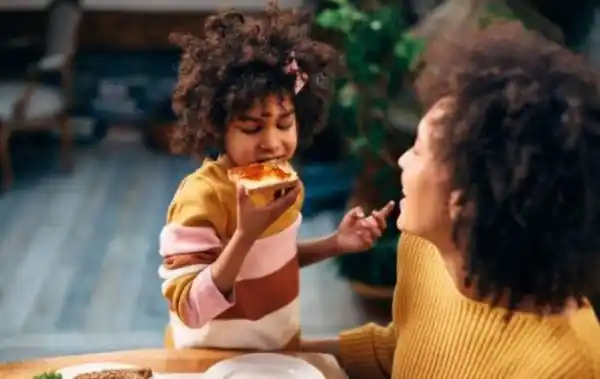 7 tips on healthy eating for busy mothers