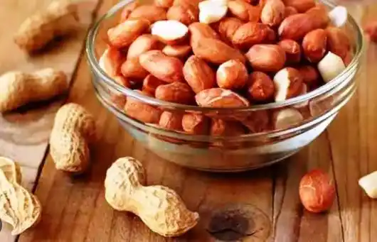 3 lesser-known health benefits of eating peanuts daily