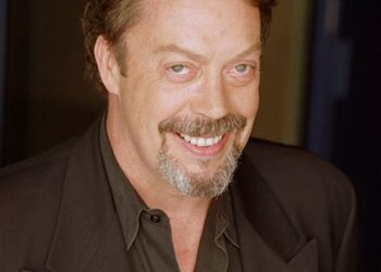 Is Tim Curry Gay: Exposing His Sexual Orientation