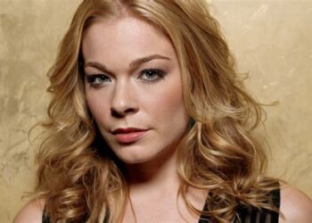 Leann Rimes Net Worth; How Rich is Leann Rimes?