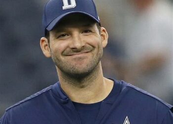 Tony Romo Net Worth; How Rich is Tony Romo?