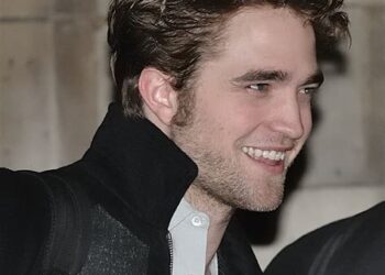 Robert Pattinson Net Worth; How Rich is Robert Pattinson?