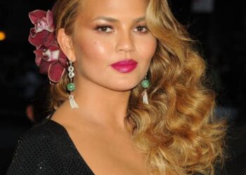 Chrissy Teigen Net Worth; How Rich is Chrissy Teigen?