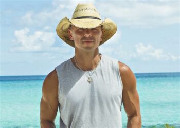 Kenny Chesney Net Worth; How Rich is Kenny Chesney?