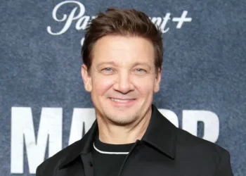 Jeremy Renner Accident, Eye, Snowcat Recovery Interview Update