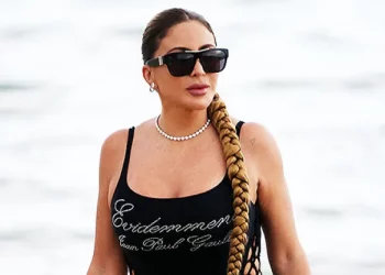 Larsa Pippen Poses In New Yacht Bikini Nude Photo