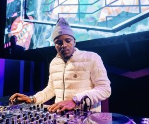 DOWNLOAD Kabza De Small – Vukani Ft. Msaki mp3