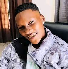 DOWNLOAD Zinoleesky – Gimme Body O Ft. Naira Marley mp3