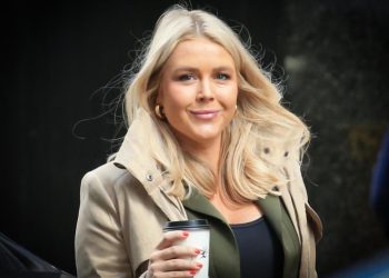 Karoline Claire Leavitt Biography, Age, Net Worth, Salary, Husband, Nationality, Family