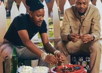 DOWNLOAD Kwesta & Kabza De Small – K’shubile Ft Masterpiece YVK mp3