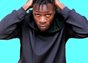 DOWNLOAD Alien skin – Nayitangawano mp3